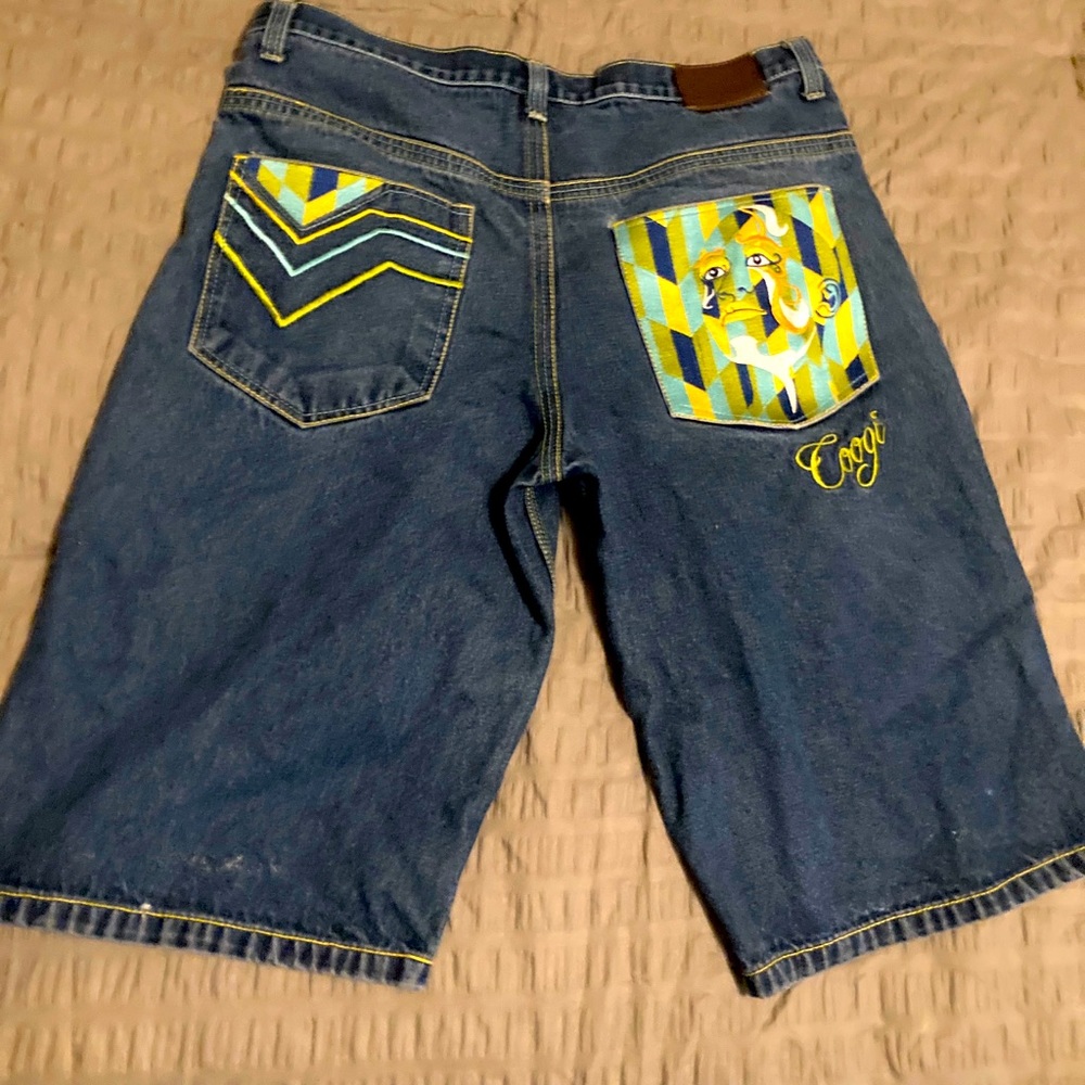 Shorts men’s size 40 vintage embroidered Coogi